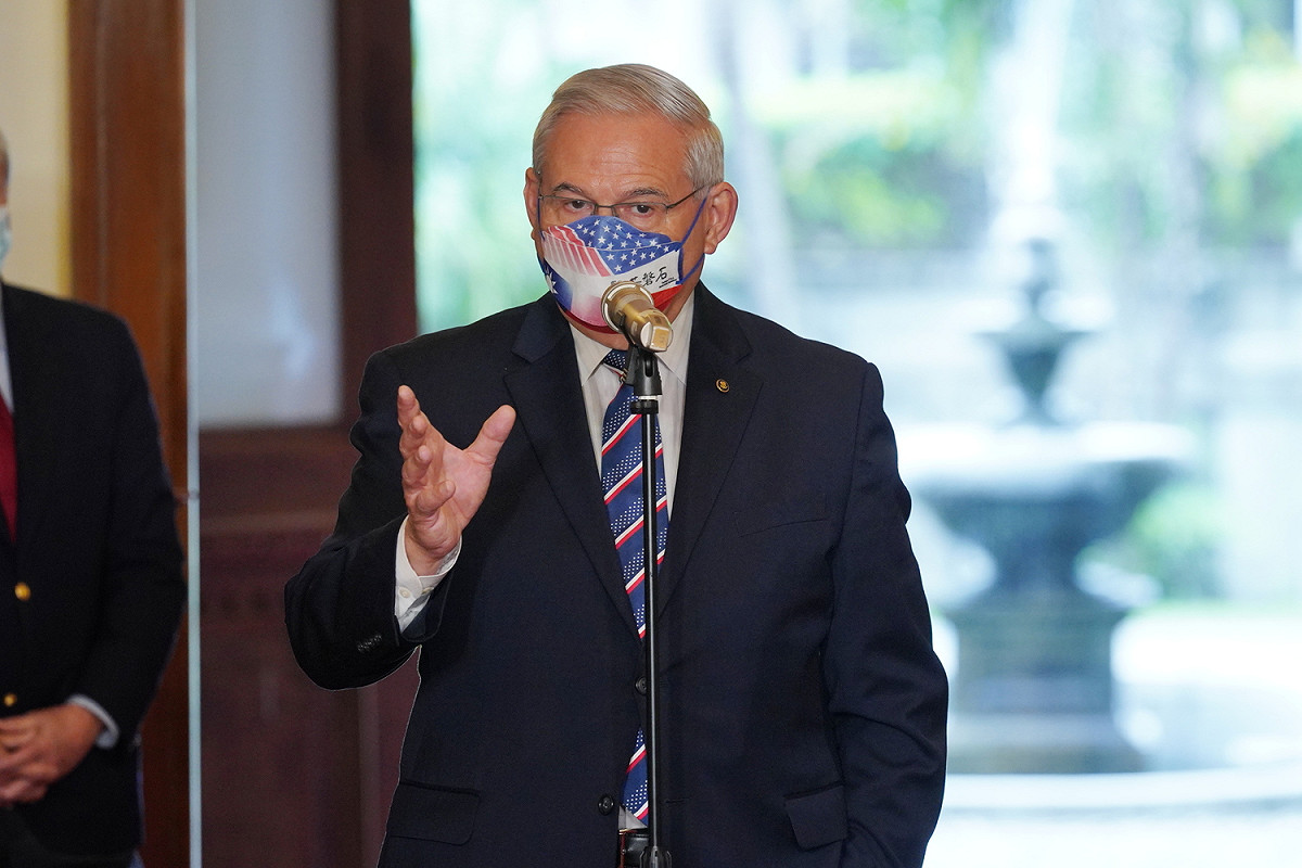 美國參議院外交委員會主席孟南德茲（Robert Menendez, D-NJ）。 圖：外交部提供（資料照片）