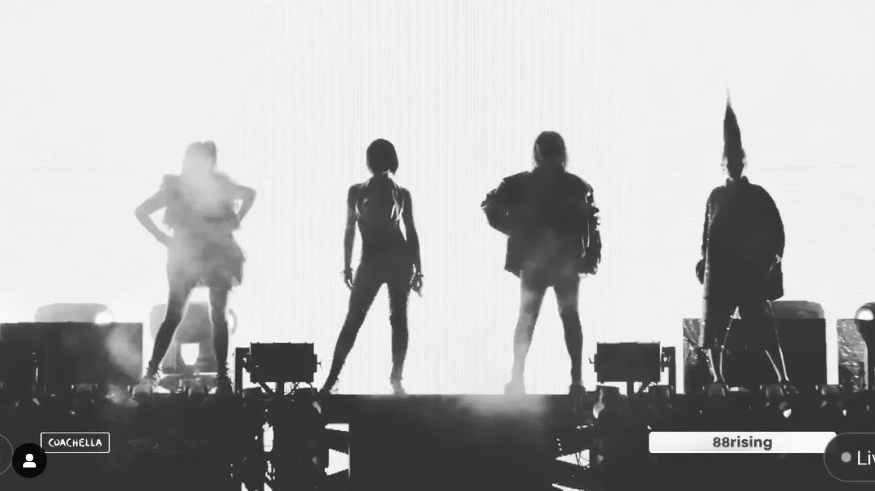 2NE1於Coachella合體。 圖：翻攝自2NE1 IG