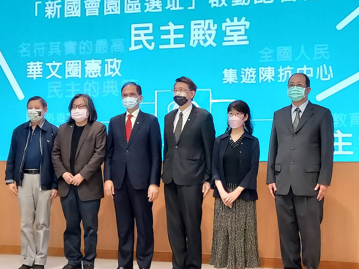 游錫堃今天舉行「新國會園區選址」啟動記者會。 圖：陳佩君／攝