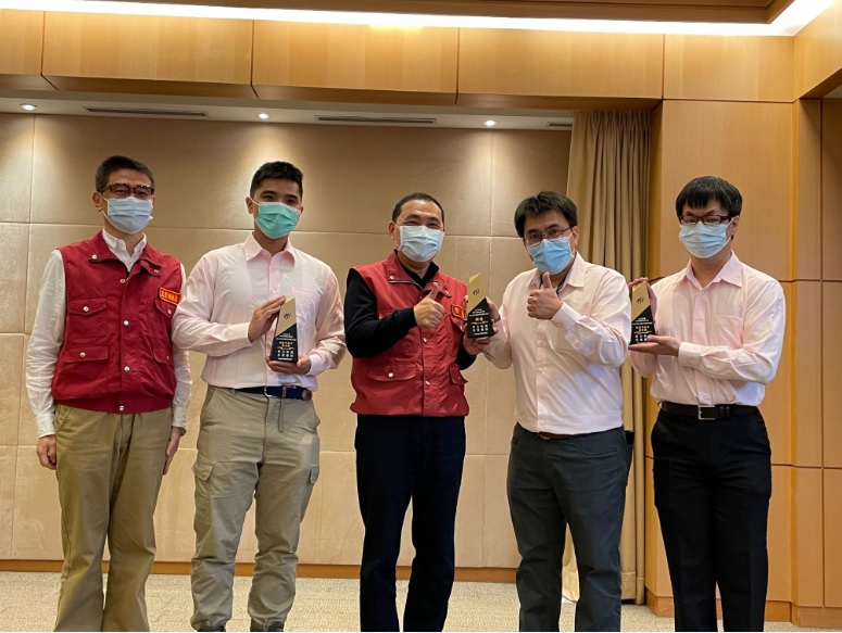 動保處於市政會議獻獎動保評鑑三項全國第一。 圖：新北市動保處提供