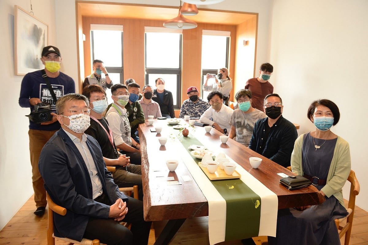 立法院副院長蔡其昌拜訪「中城再生文化協會」。 蔡其昌辦公室/提供