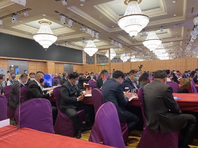 開會期間出席人員也均全程戴口罩。 圖：宋傳威提供