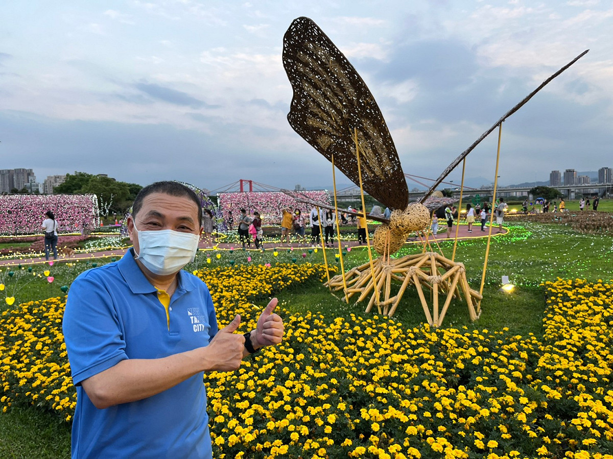 「2022新北河濱蝶戀季」以「蝶飛漫舞，環遊世界」為主題。