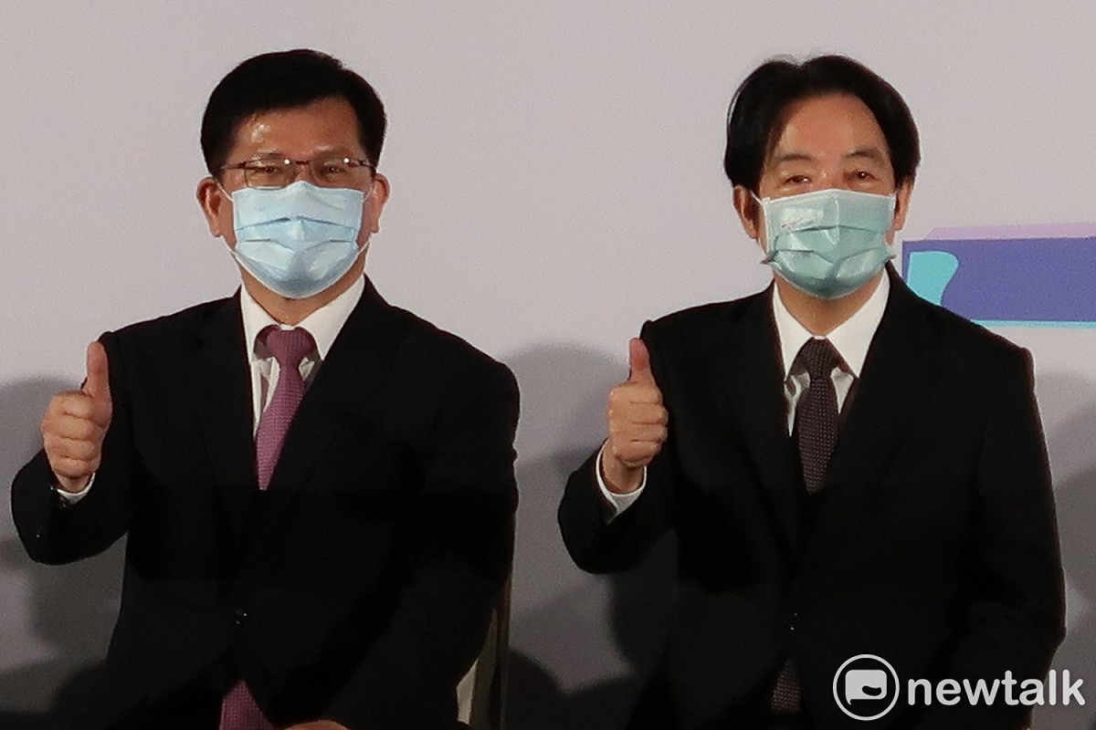 副總統賴清德、無任所大使林佳龍（左）25日出席第三屆大肚山產業跨域創新高峰論壇。 圖：林朝億/攝