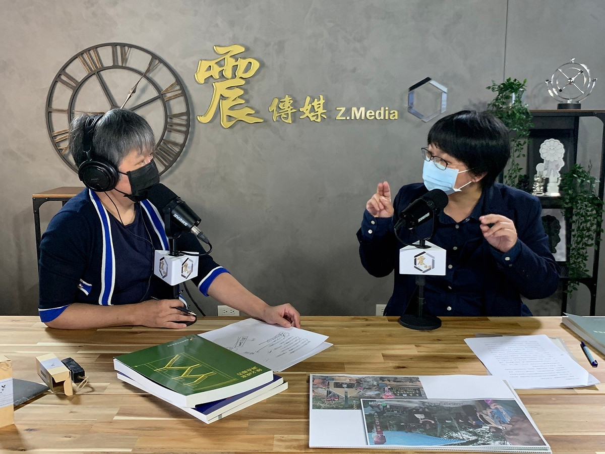 促轉會代理主委葉虹靈今（25）日接受網路節目專訪時表示，中正紀念堂全區都是古蹟，只要動一磚一瓦都需要配套。 圖：《震傳媒》提供