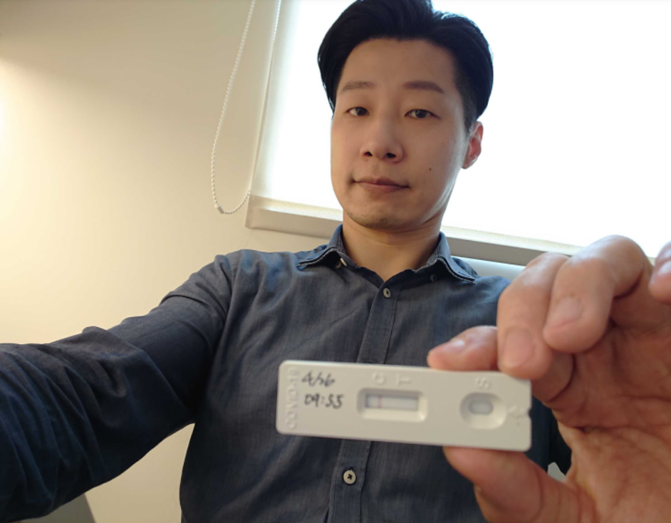 林昶佐快篩陰性。 圖：林昶佐臉書