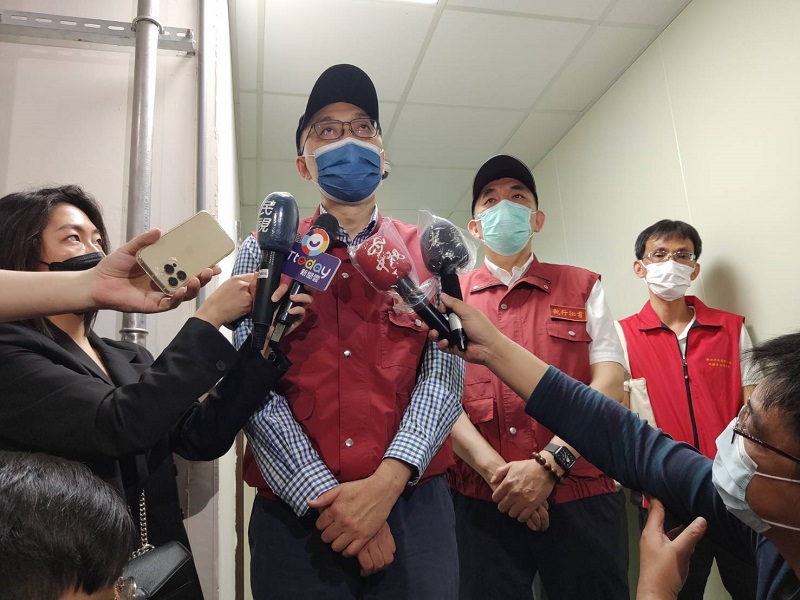 謝政達提醒檢查缺失要儘速改善，以備複查。 圖：新北市勞工局提供