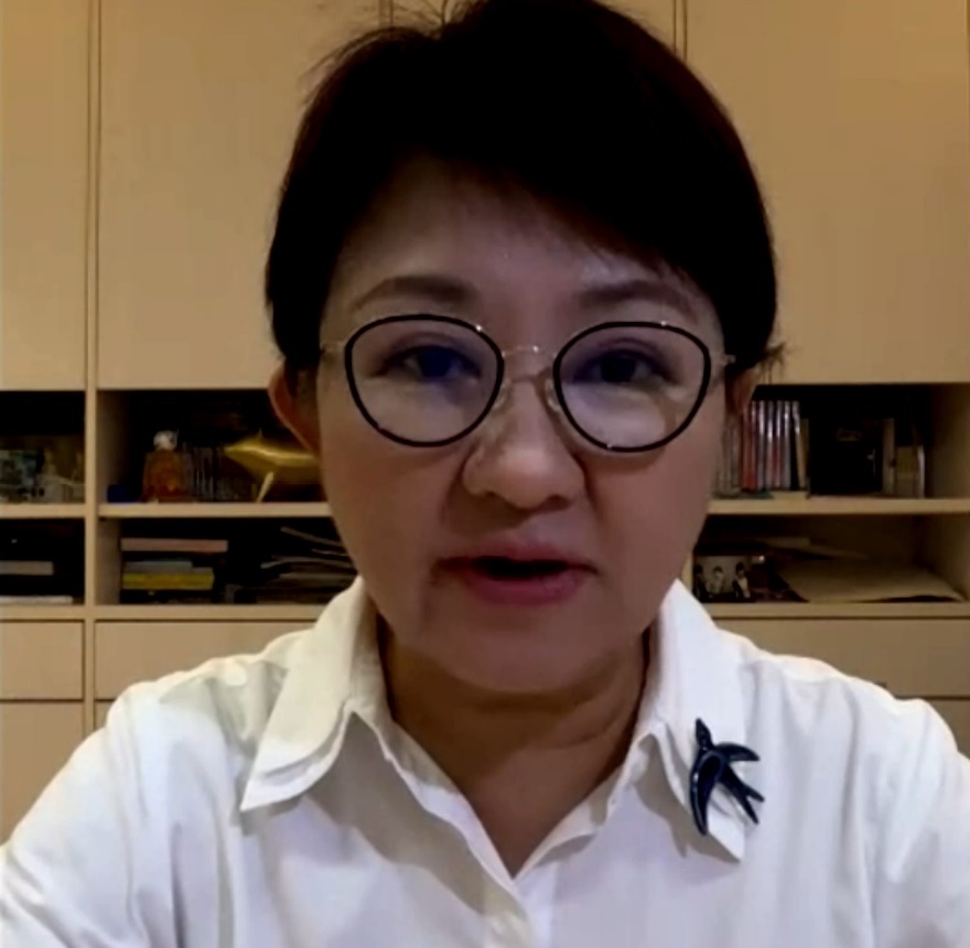 盧秀燕居家隔離中，透過視訊說明事發經過。 台中市政府/提供