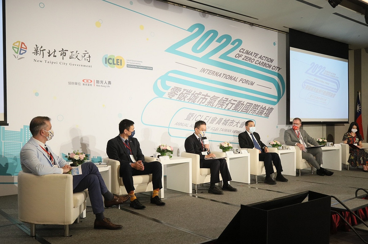 侯友宜強調，「新北好，北台灣才會好；北台灣好，整個台灣才會好！」，新北市將持續秉持SDGs精神「不遺留任何一人(Leaving no one behind)」，為我們的下一代打造「安、居、樂、業」的未來城市。