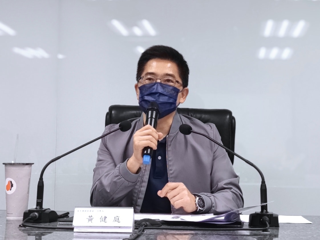 國民黨祕書長黃健庭，今（30）日在臉書發文回應「不辦初選」，認為初選並非萬靈丹。 圖：翻攝自黃健庭臉書