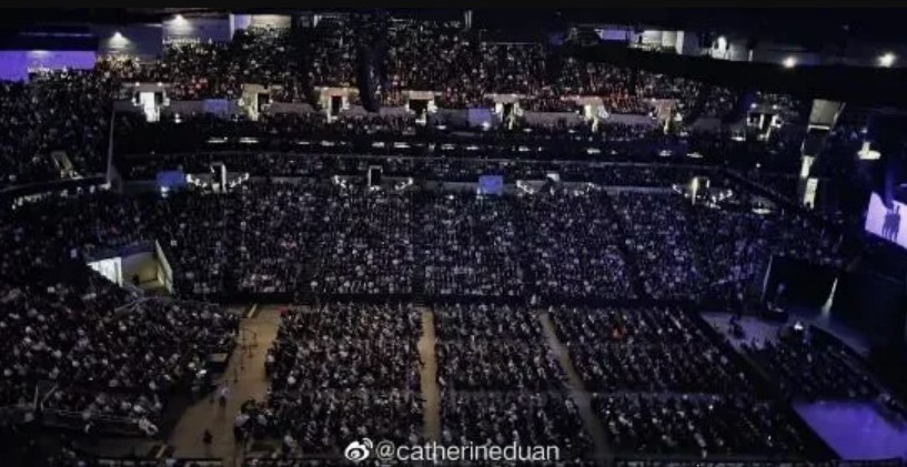 波克夏海瑟威（Berkshire Hathaway）在四月底的股東大會現場，座無虛席。