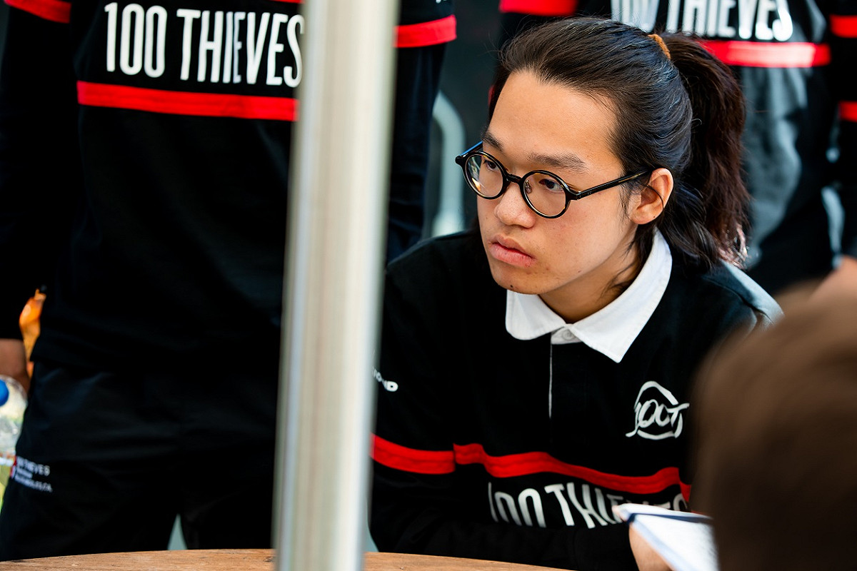 「JimieN」曾浩鈞於今年初與美國知名電競戰隊 100 Thieves（佰盜隊）首度簽下三年近千萬的合約 圖：Riot Games/提供