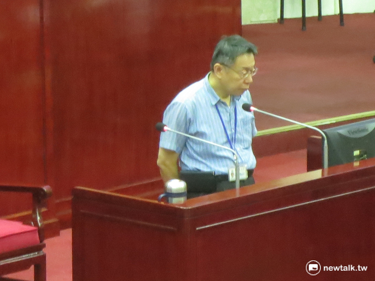 台北市長柯文哲13日下午赴議會進行市政總質詢。 圖：呂佳峻/攝
