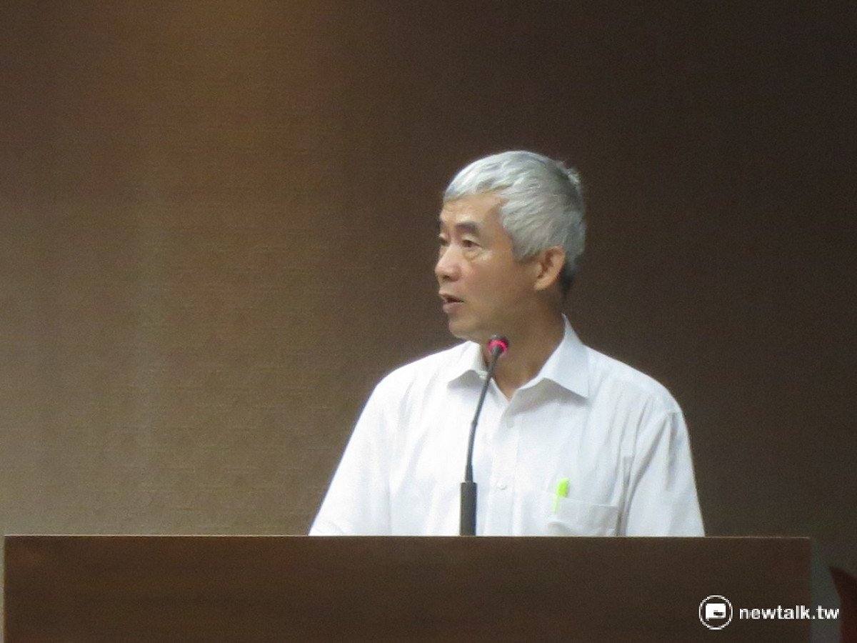 Uber違法載客，立法院擬大幅提高罰款，交通部長賀陳旦表示，裁罰不是目的而是手段，盼能展現導正合法化的決心。 圖：新頭殼資料照片