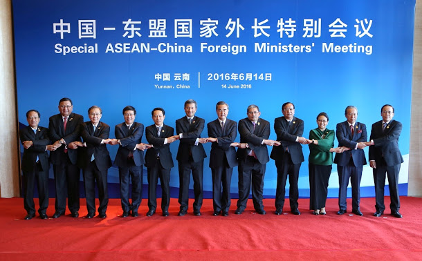 中國與東協國家在中國雲南省玉溪召開特別外長會議，會後不但收回聲明，還取消記者會，似乎不歡而散。 圖片來源：達志影像/路透社資料照片