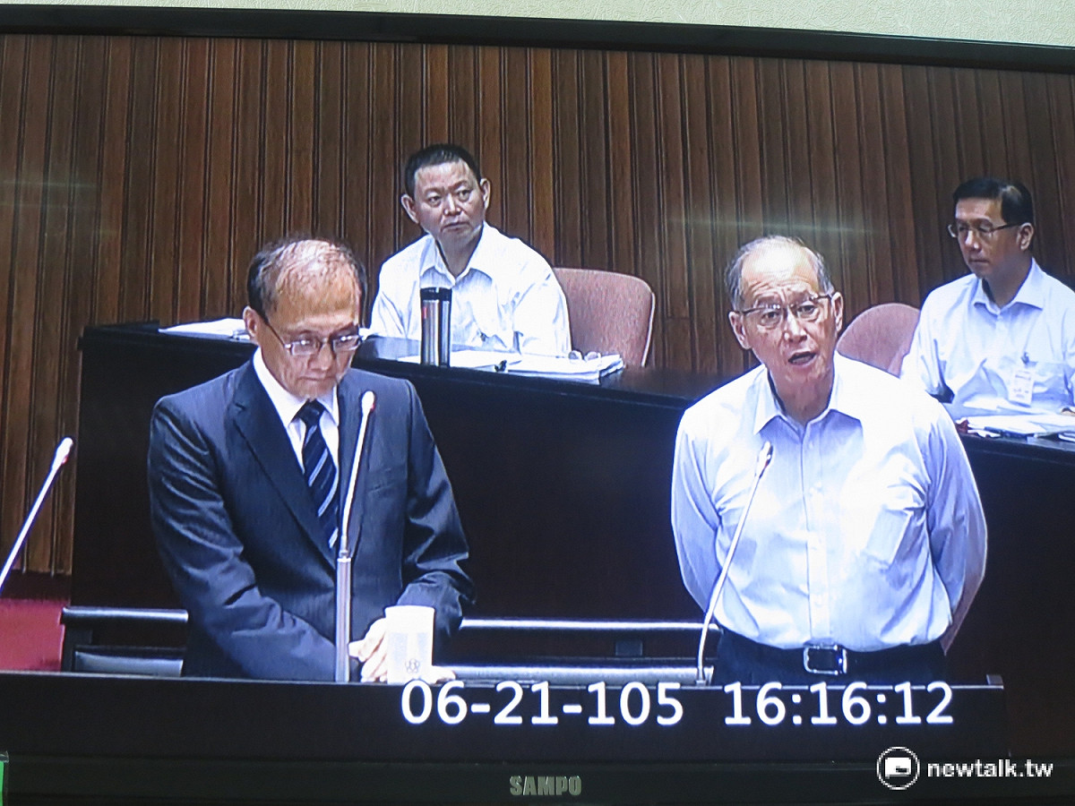 行政院長林全、外交部長李大維21日赴立法院備詢。 圖：呂佳峻/攝