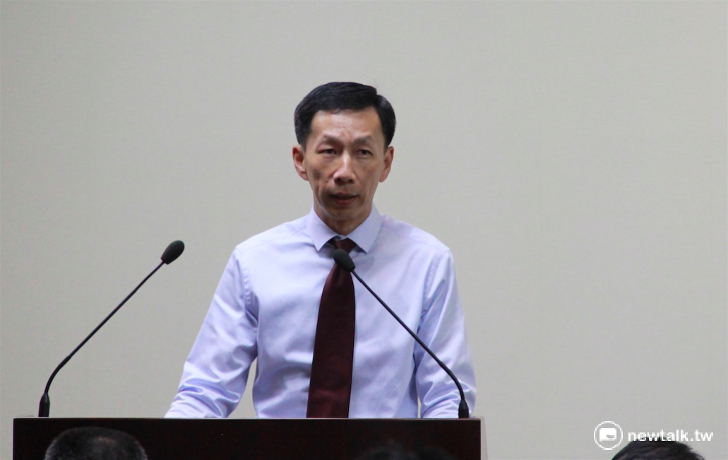 文傳會周志偉22日在國民黨中常會報告時表示，國民黨改造形象的第一步，「先修正維基百科國民黨同仁的相關資訊」。 圖：鄭佑漢/攝