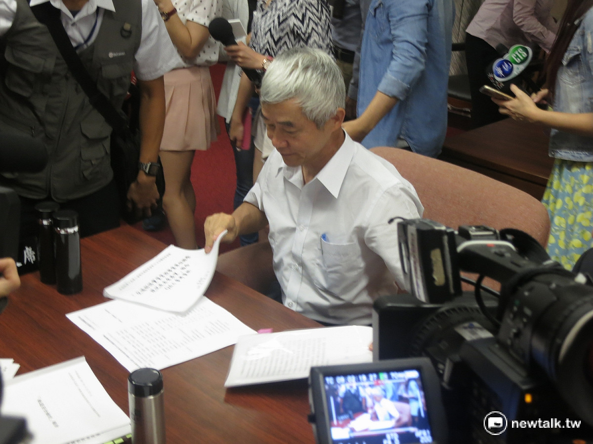 交通部長賀陳旦27日赴立院備詢。 圖：呂佳峻/攝