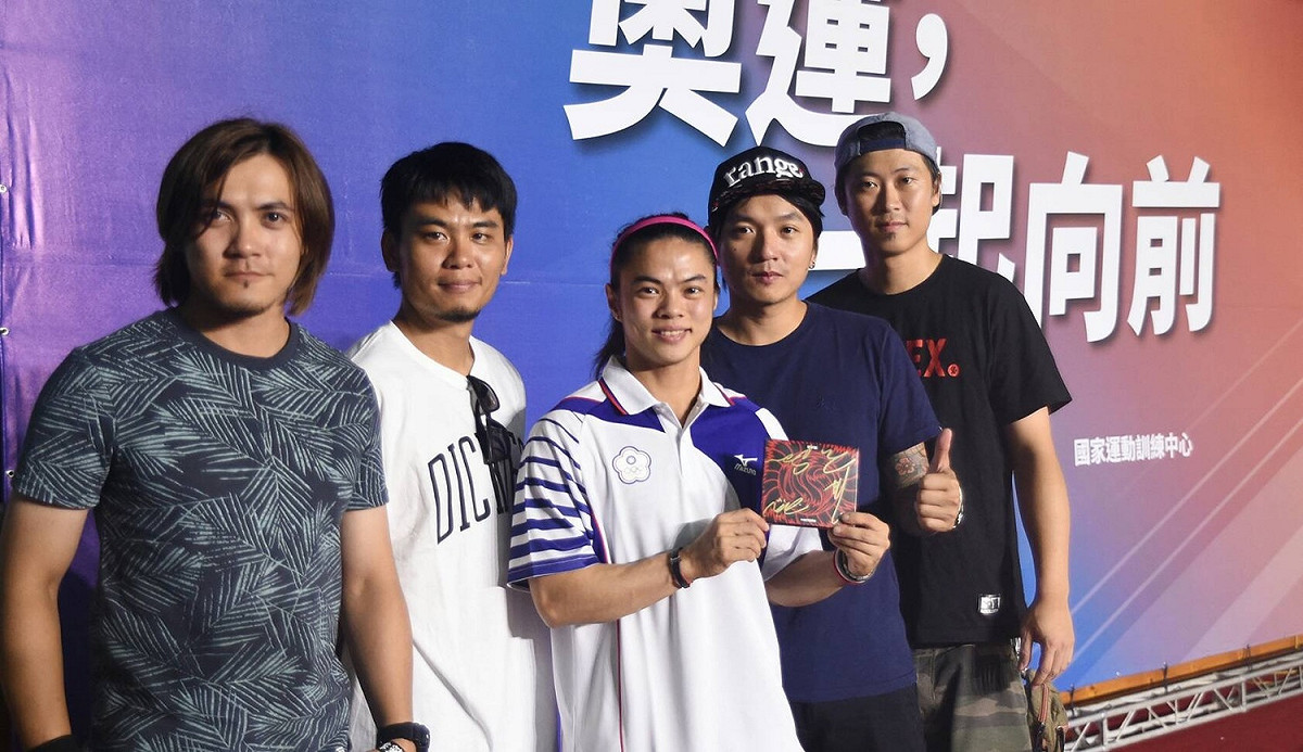 52位選手備戰里約奧運，林全送上10萬加菜金，為選手加油。 圖：教育部體育署提供