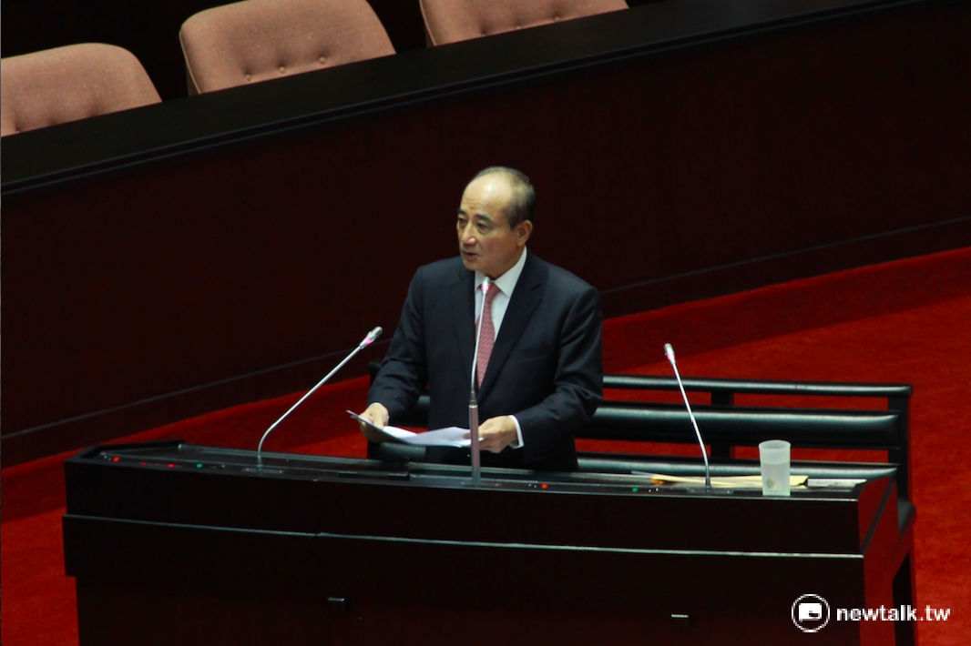 國民黨立委、前立法院長王金平1日暌違23年再次站上立法院質詢台。 圖：鄭佑漢/攝