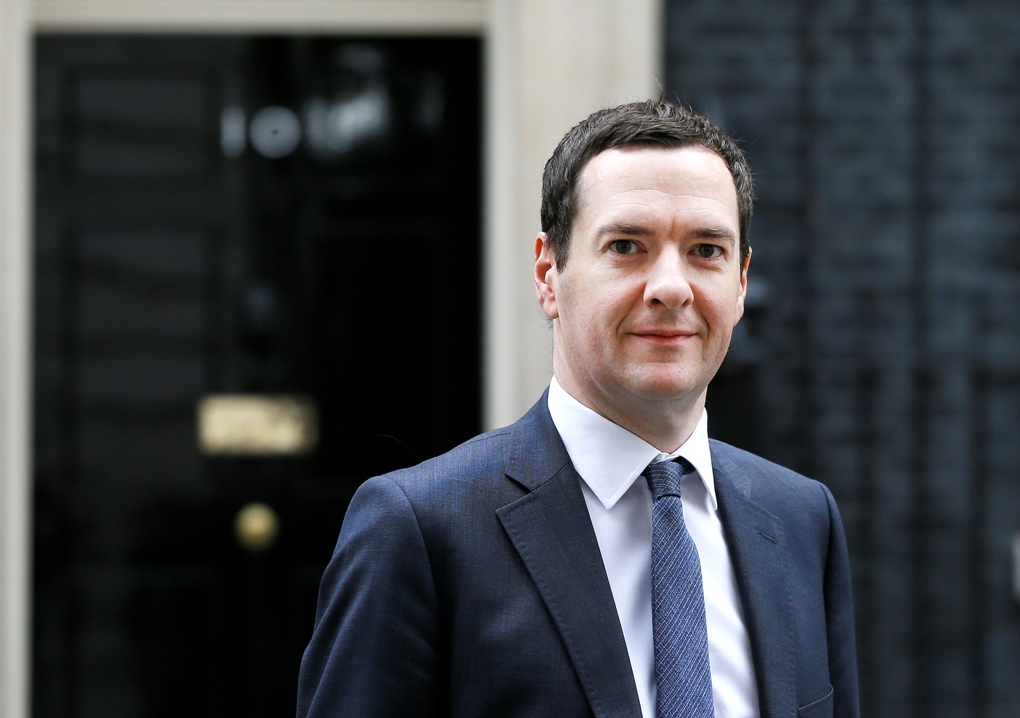 《金融時報》報導，英國財政大臣歐思邦（George Osborne）表示，為了因應後續帶來的經濟衝擊，凖備大幅降低企業稅，以增加對英國的投資吸引力。 圖:達志影像/美聯社資料照片