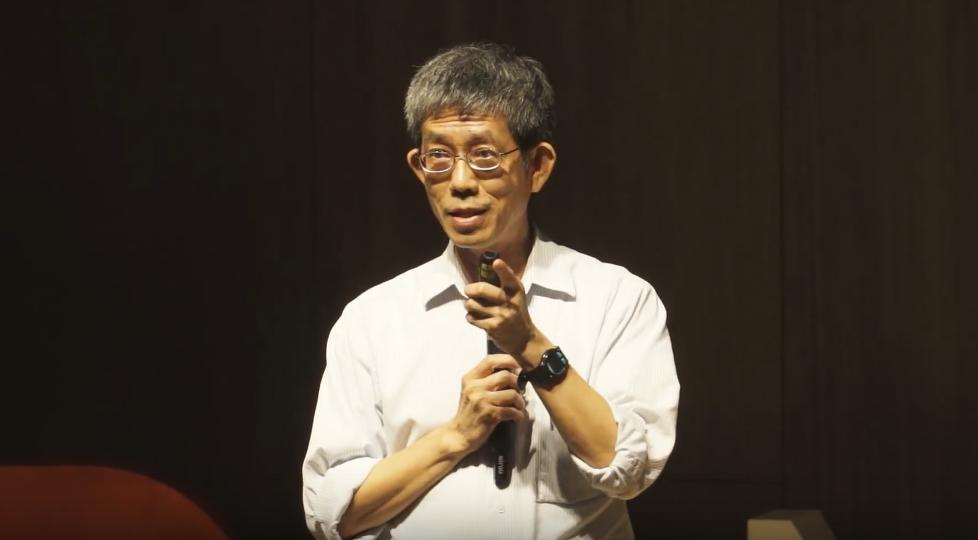 中研院長遴選制度備受爭議，中研院秘書長施明哲4日表示，在這屆8項提案中，中研院長遴選制度改革列在第7案，5日上午將在分組會議中讓院士交換意見，下午再送交大會討論。 圖:翻攝YouTube