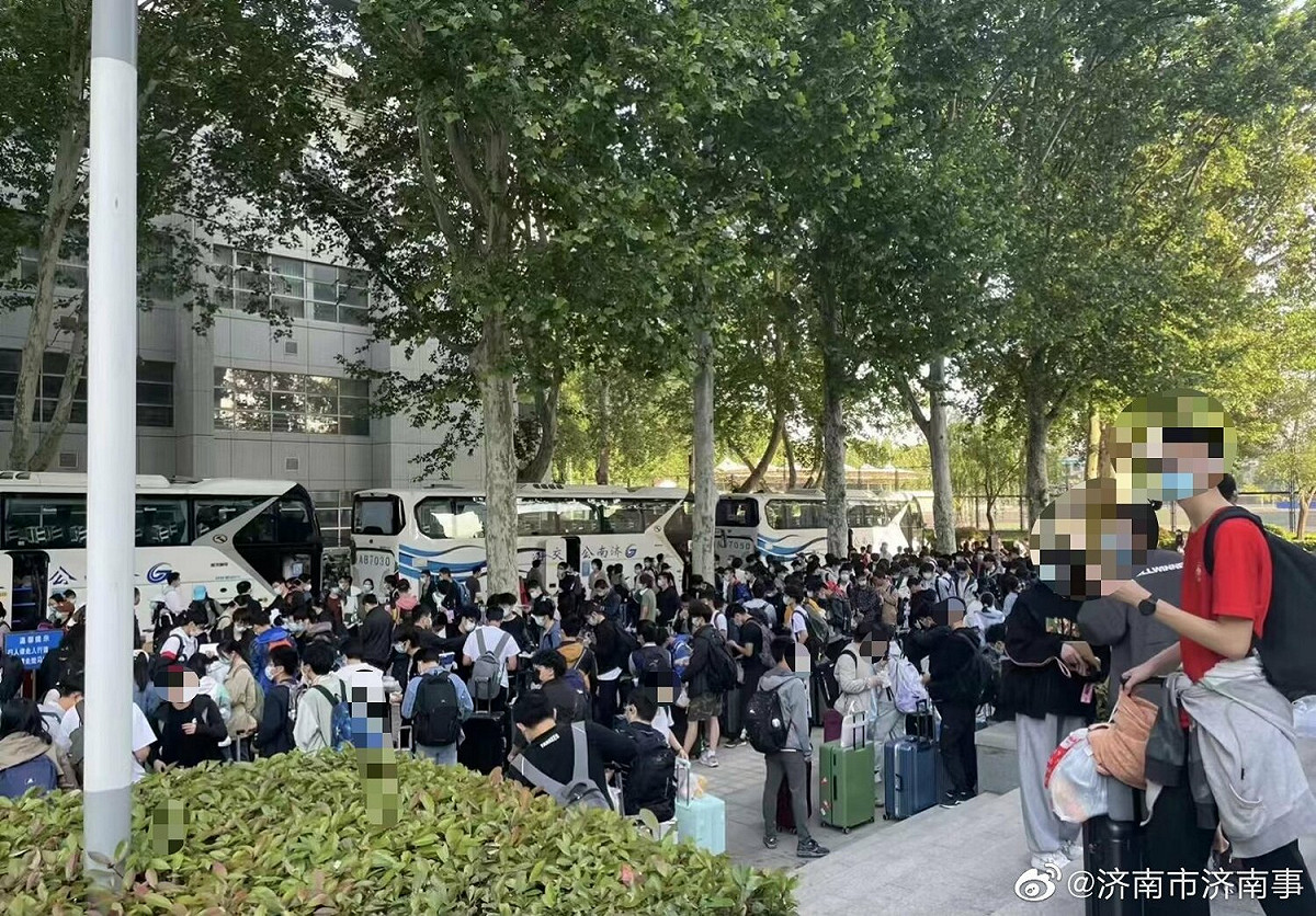 山東大學僅因1例確診，全校1.3萬名師生都被隔離。 圖:翻攝自微博濟南市濟南事