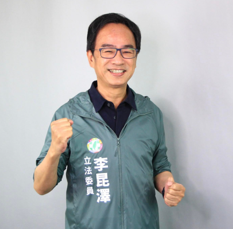 李昆澤8日深夜表示，他可能確診了，快篩呈現陽性。 圖:李昆澤臉書（資料照）