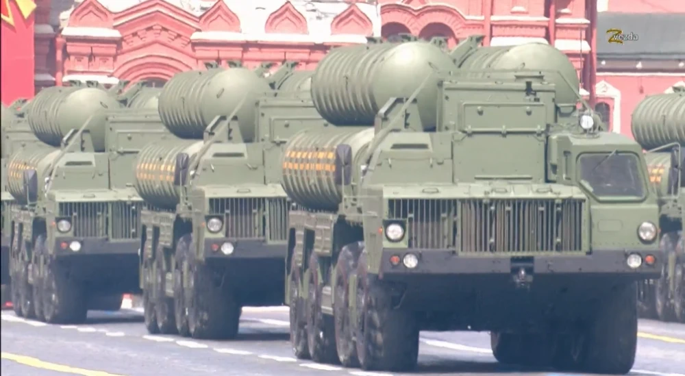 俄羅斯勝利日閱兵，S-400 防空系統。 圖 : 翻攝自新華社直播