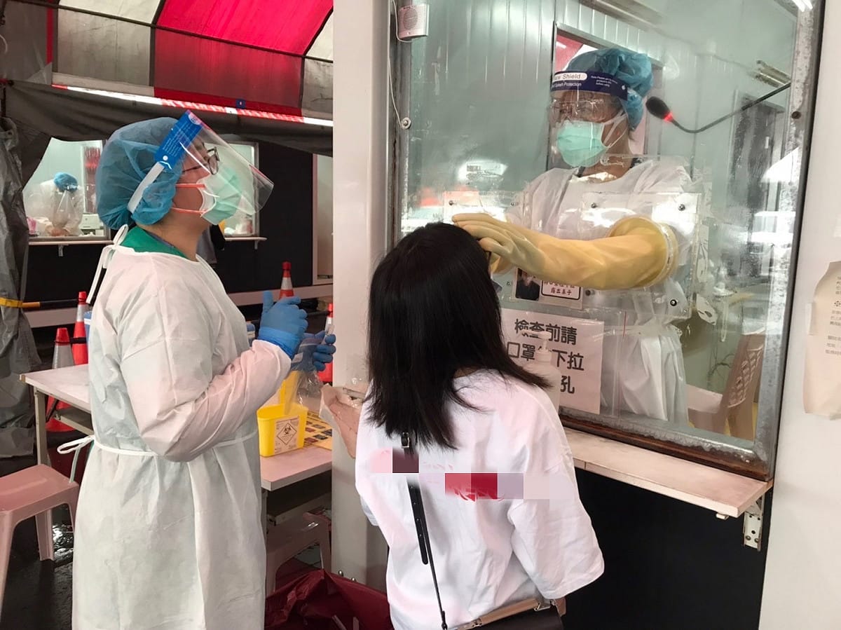 指揮中心表示，今日新增102名中重症個案。（圖為篩檢示意圖) 圖：新北市衛生局/提供 (資料照)