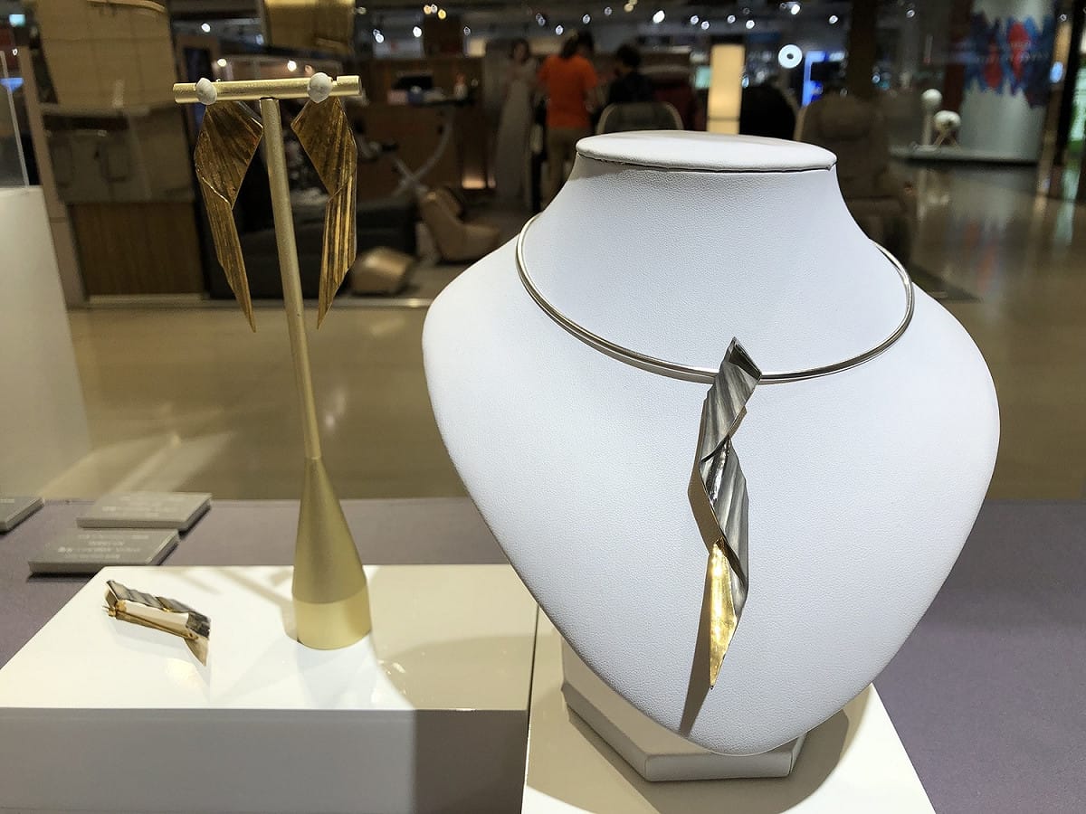 「巧奪天工 金工飾品展」在中友百貨展出。 中友百貨/提供