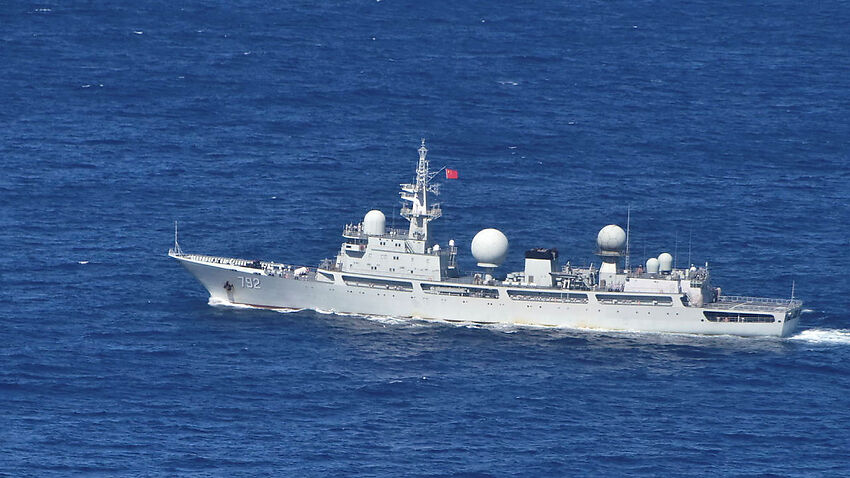 澳洲國防部指控解放軍情報船貼近西海岸的軍事和情報設施收集情報。 圖：翻攝澳洲國防部