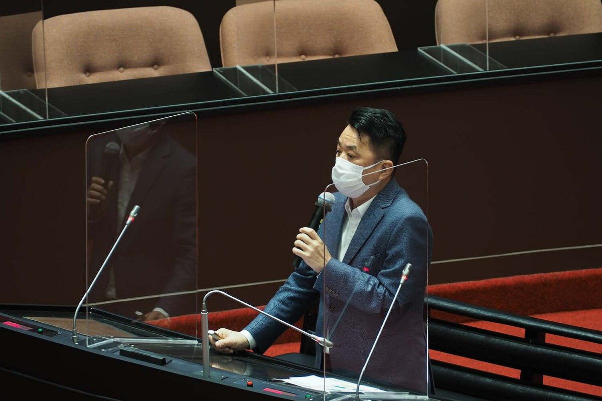 桃園市立委魯明哲鬆口稱如果黨中央最後一定得徵召他，就會考慮參選；若徵召其他人，他也會全力支持。（資料照） 圖：截自魯明哲臉書