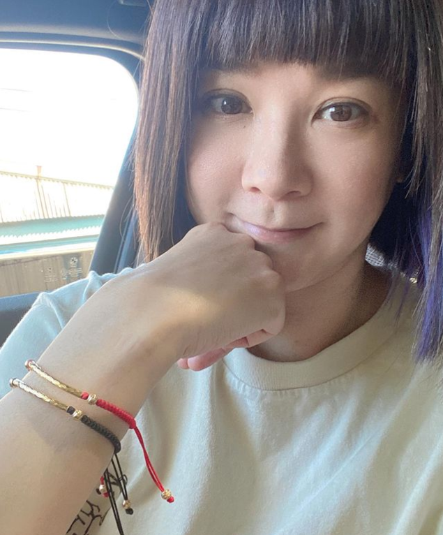陸元琪近日被酸民指稱在消費前夫袁惟仁。 圖：翻攝自IG/cacacarolinalululu