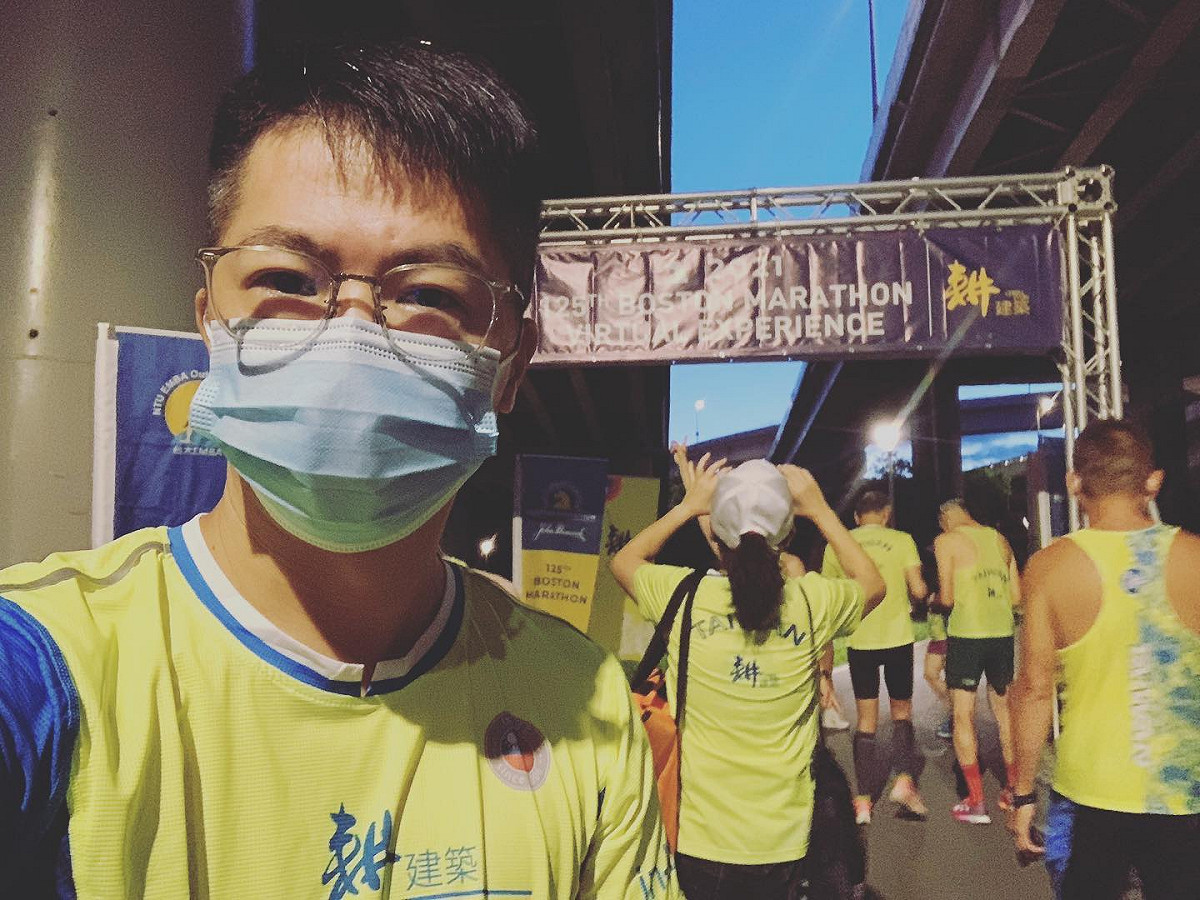台灣「超馬」好手林義傑對政府防疫沒能實際幫到老百姓相當不滿，甚至撂重話「會有報應」。 圖：翻攝Kevin Lin 林義傑臉書(資料照片)