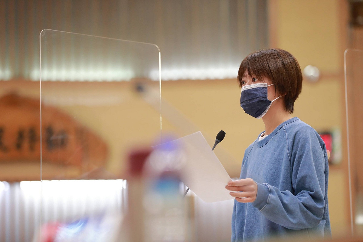 江怡臻呼籲，市府除了要儘速施打外，也要提供到校施打，才不會造成家長還需額外預約，造成更大的負擔。 圖：江怡臻服務處提供