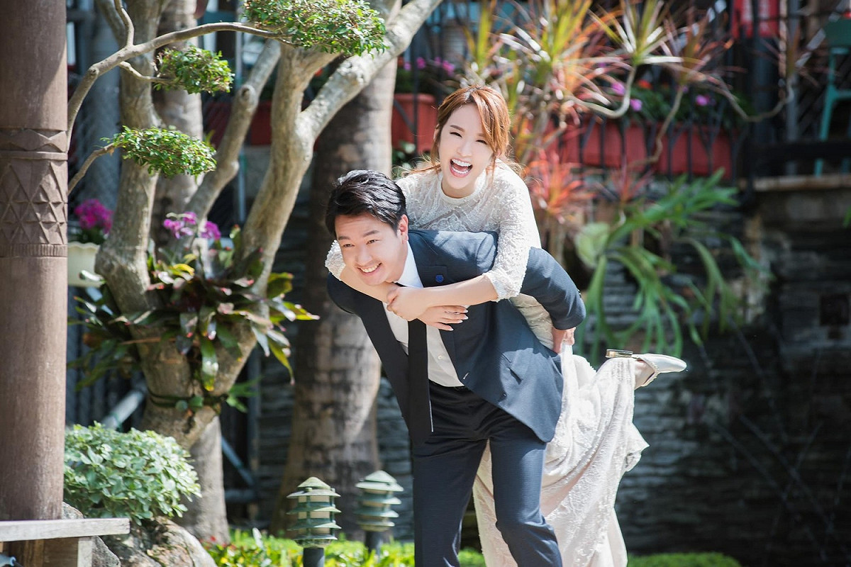 張齡予宣布結婚和懷孕的好消息。 圖：翻攝自張齡予臉書