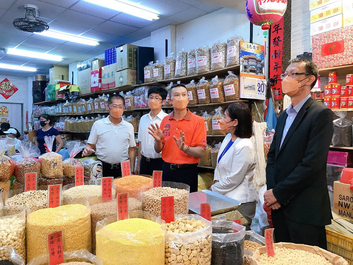 經濟部商業司邀三鳳中街店家辦理聯合行銷活動。 圖：經濟部商業司提供