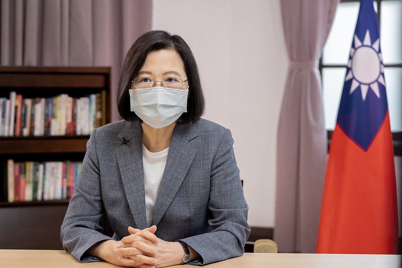 蔡英文總統今（22）日凌晨（瑞士日內瓦時間21日晚間）以錄影方式為「海外僑界赴日內瓦聲援推動台灣參與世界衛生大會（WHA）活動」致詞。 圖：總統府提供