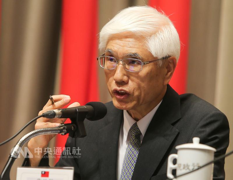 衛生福利部長林奏延11日表示，自今年10月起，醫院7大科先行試辦健保審查具名機制。 圖：中央社資料照片