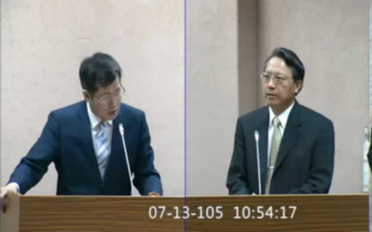 南海仲裁結果12日公佈，國民黨呼籲蔡英文應立即登太平島宣示主權。民進黨立委羅致政13日在外交及國防委員會上則表示，「沒必要急著升高緊張情勢」。 圖：立法院ivod