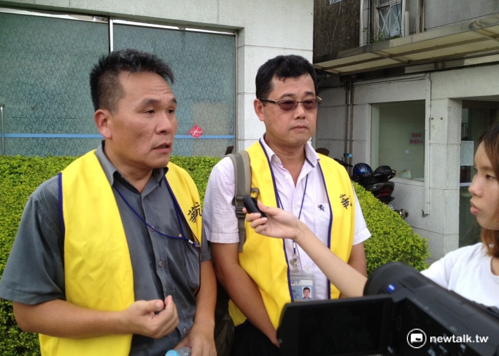 華航修護工廠企業工會理事長易湘岳(右)23日表示，新政府上台後願意傾聽勞工意見，工會將可望「復牌」。 圖：新頭殼資料照片