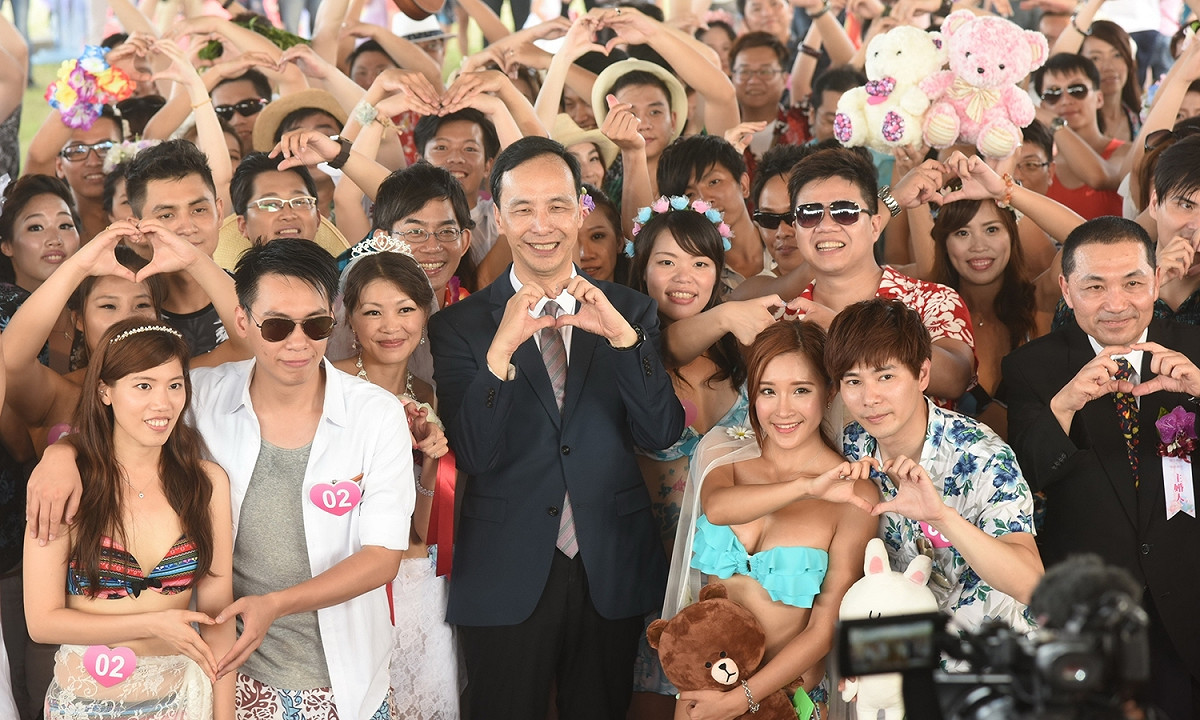 針對前副總統吳敦義有意復出政壇的傳聞，新北市長朱立倫17日表示，大家都有聽到這樣子的一個消息，不過到底是怎麼樣，都保持尊重！ 圖片：新北市政府提供