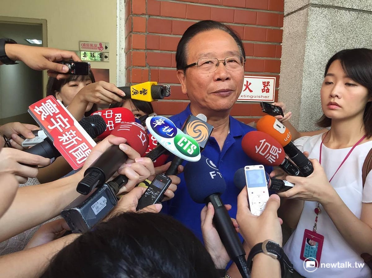 針對立法院長蘇嘉全28日召開朝野協商會議後，國民黨團書記長林德福受訪表示，國營事業單位過去會期內都未與立委溝通，林德福強調，「等先來溝通後再說，否則國民黨不會撤案」。 圖：新頭殼資料照片