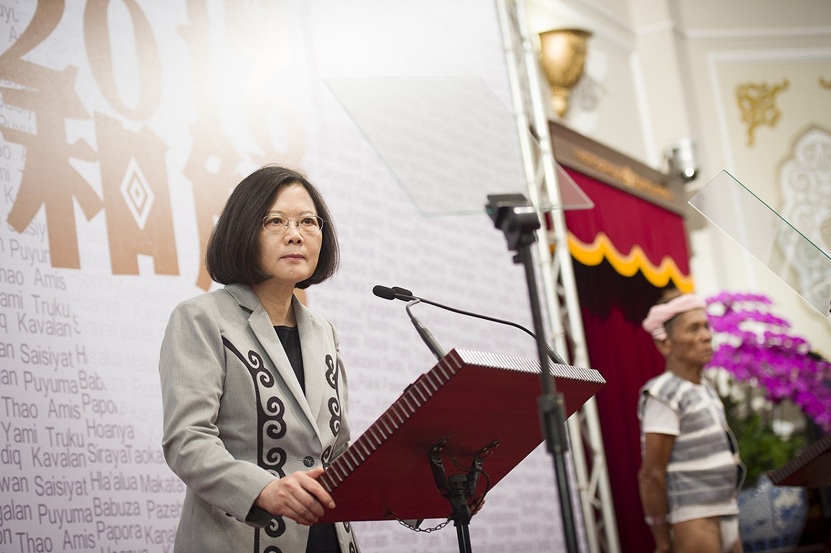 總統蔡英文1日代表政府向原住民族致歉。 圖：總統府提供