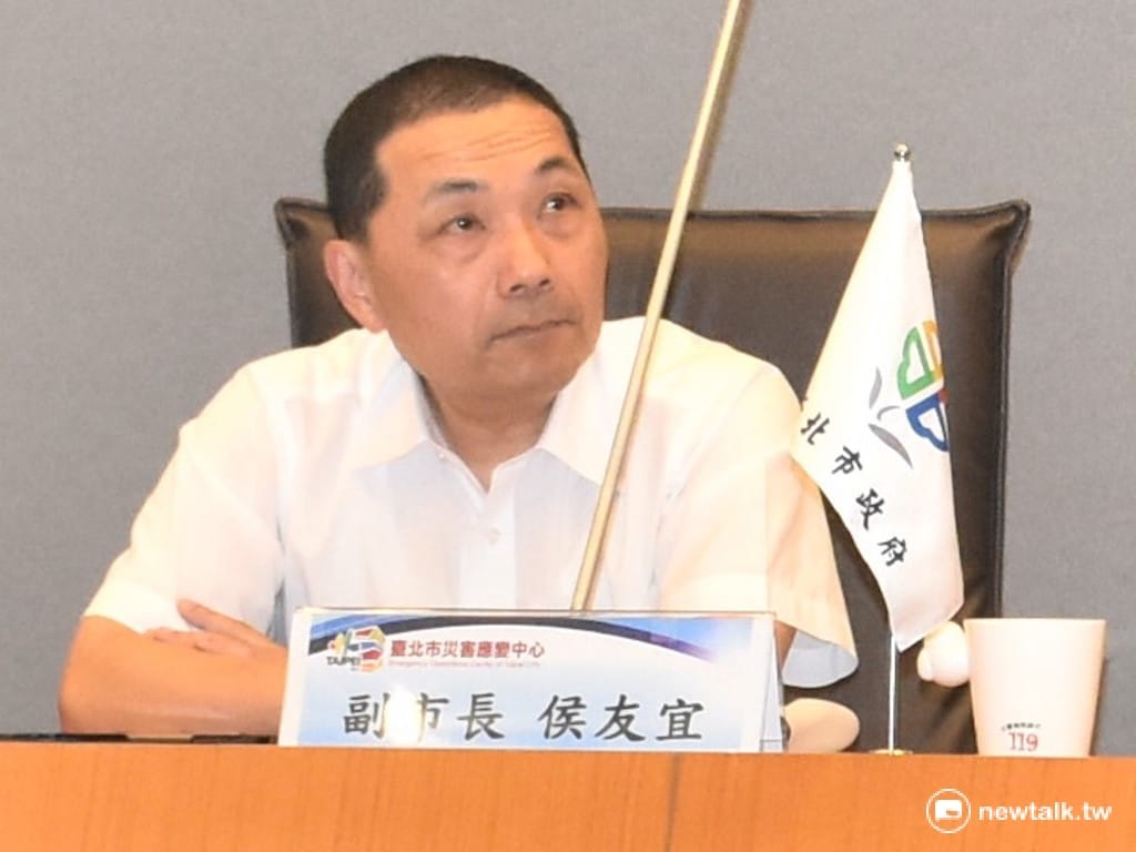談及核能議題，新北市副市長侯友宜4日說，非核家園一定要走，因此核一、二廠一定要如期除役。 圖：陳又瑞/攝