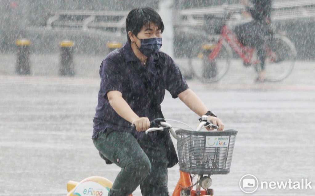 下週天氣一圖看懂！鋒面接近全台變天 北台灣明起防雨彈