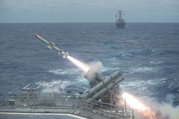 丹麥送給烏克蘭一款魚叉反艦飛彈（Harpoon），大幅增加攻擊火力。 圖：翻攝自US NAVY（資料照）