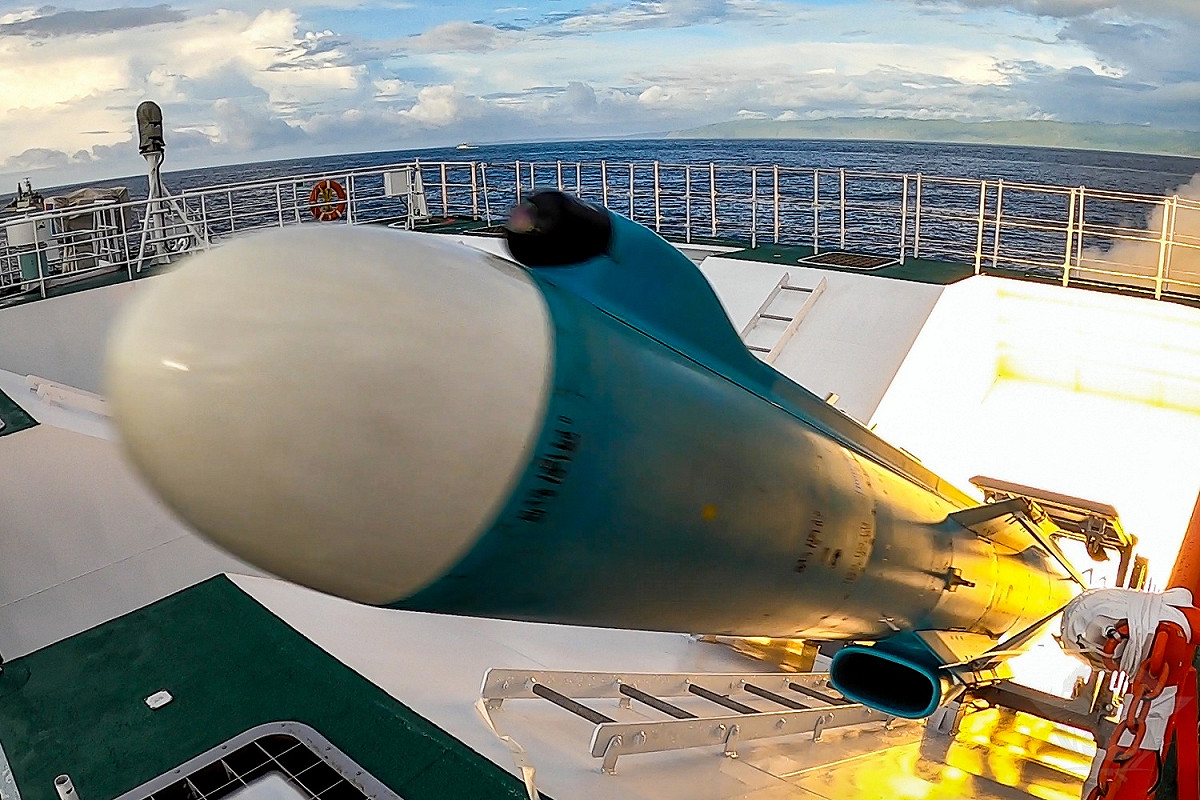 海巡署安平艦發射雄風二型飛彈驗證「平戰轉換」機制。 圖：國防部提供