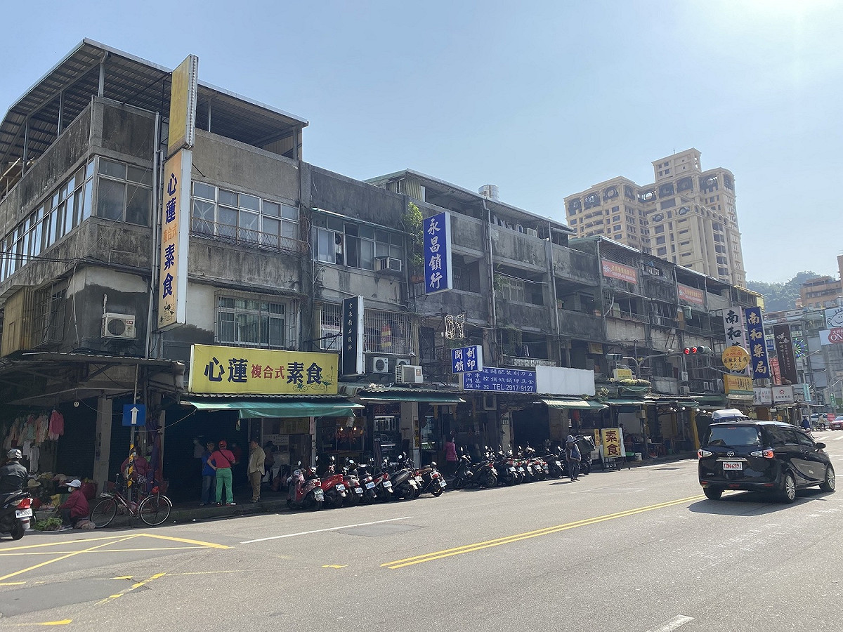 新店惠國市場現況騎樓營業店面。 圖：新北市城鄉局提供